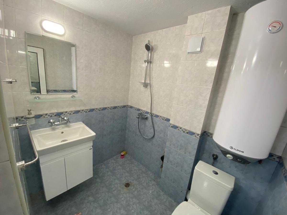 Centrally Located Apartment In Варна Экстерьер фото